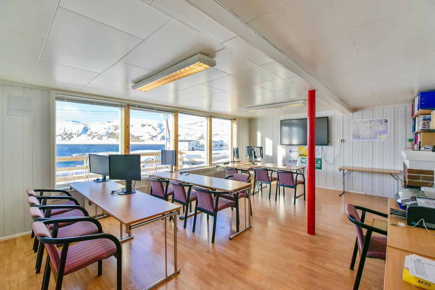 Kongsfjord Arctic Lodge Exterior photo